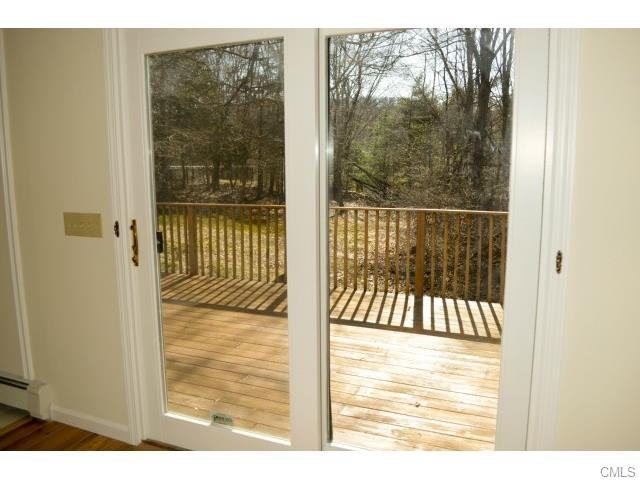 33 Castle Meadow Rd - Photo 3 of 22