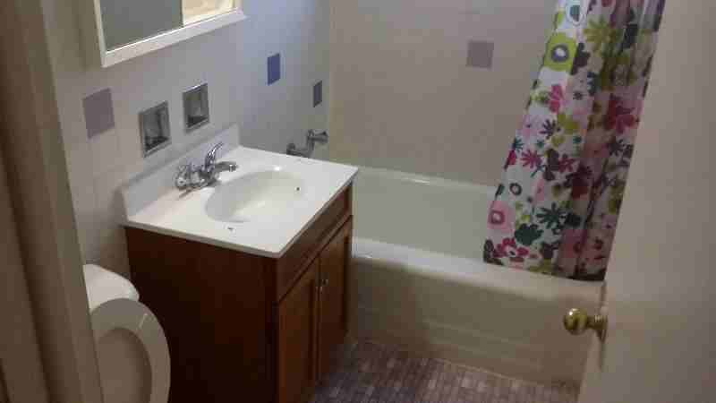 14121 S Tracy Ave 1-3 - Photo 2 of 3