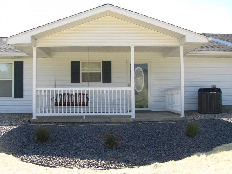 1505 W Central St - Photo 3 of 20