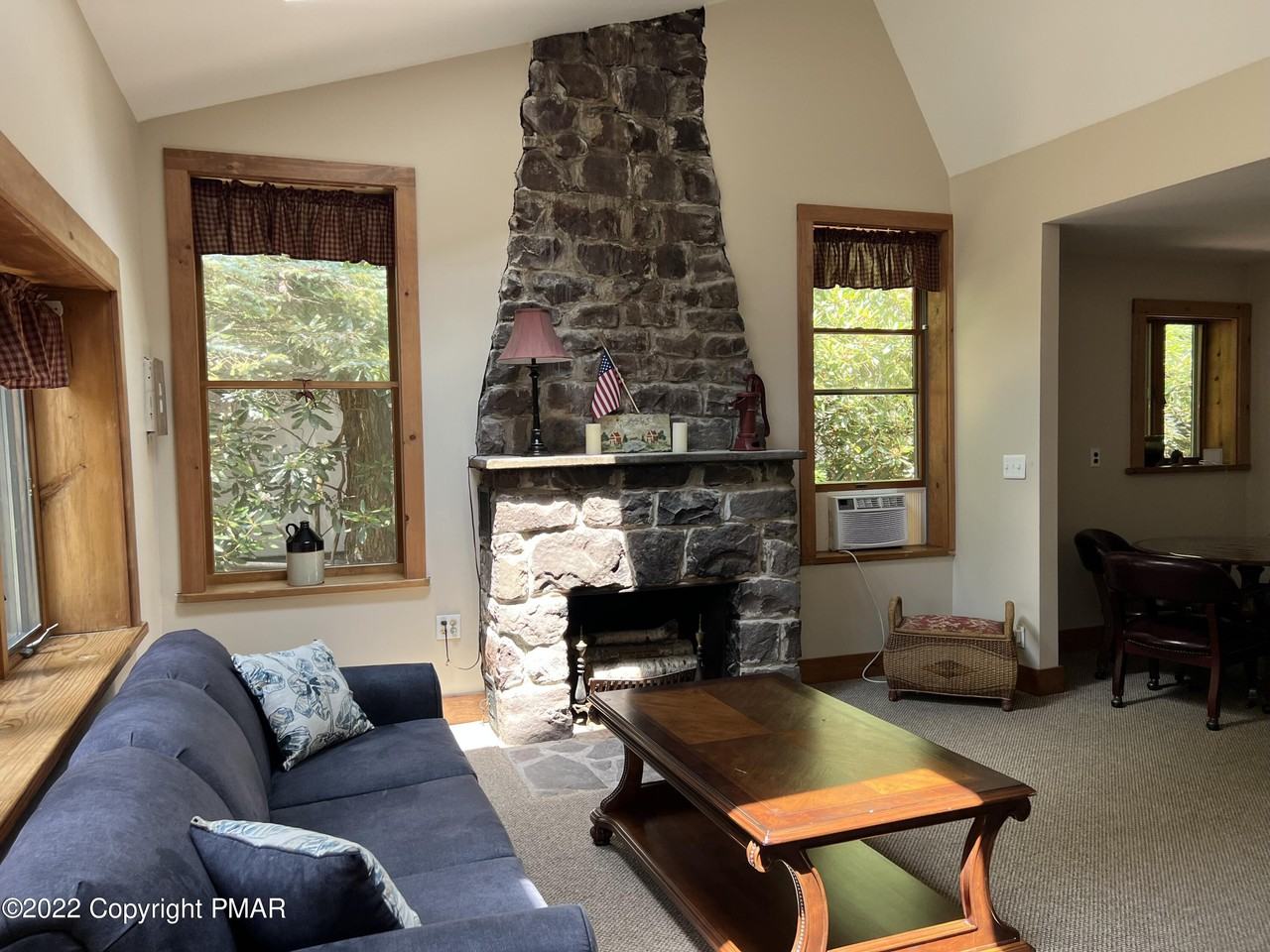 27 Fern St - Photo 3 of 21