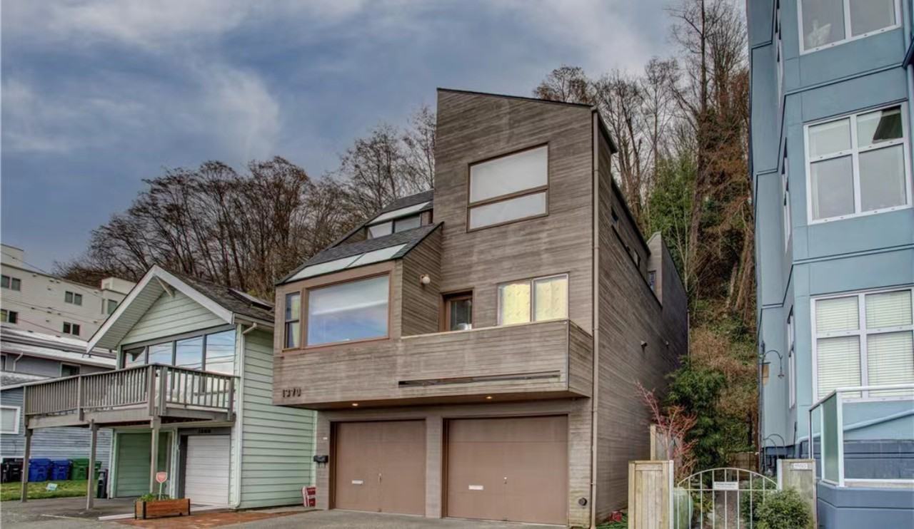 1370 Alki Avenue Southwest #H - Photo 2 of 8