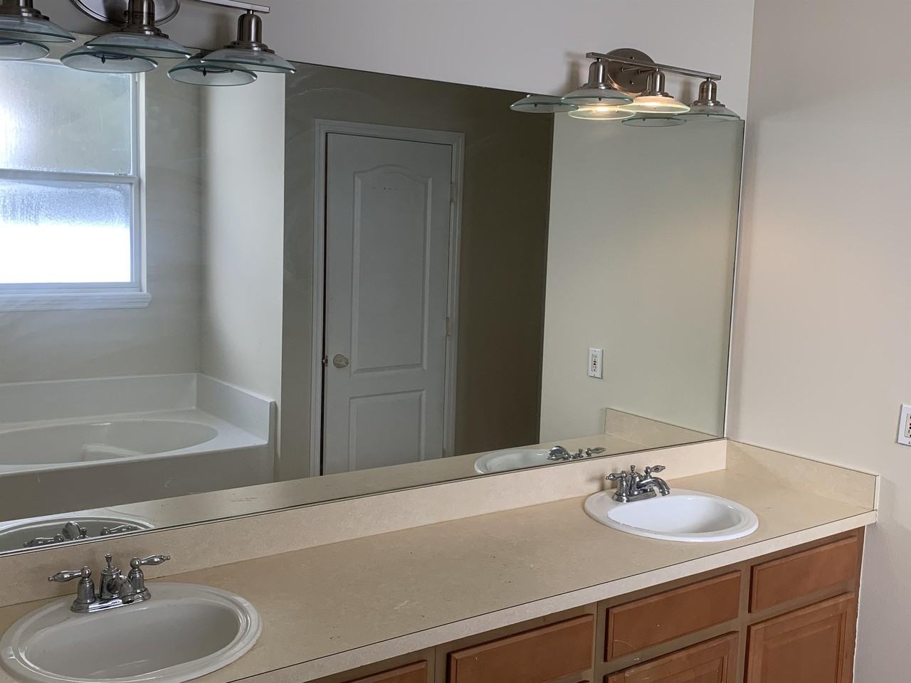 3343 Bracken Fern Dr #1 - Photo 6 of 9