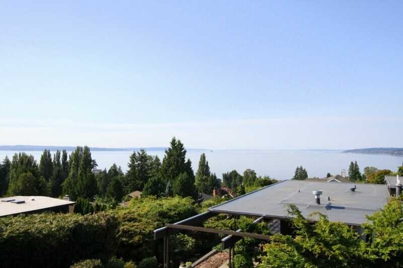 2343 Nw 94th St - Photo 2 of 28