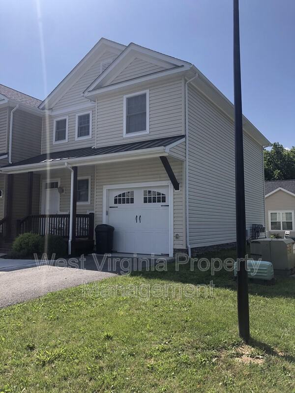 136 Eloise Cir - Photo 2 of 12