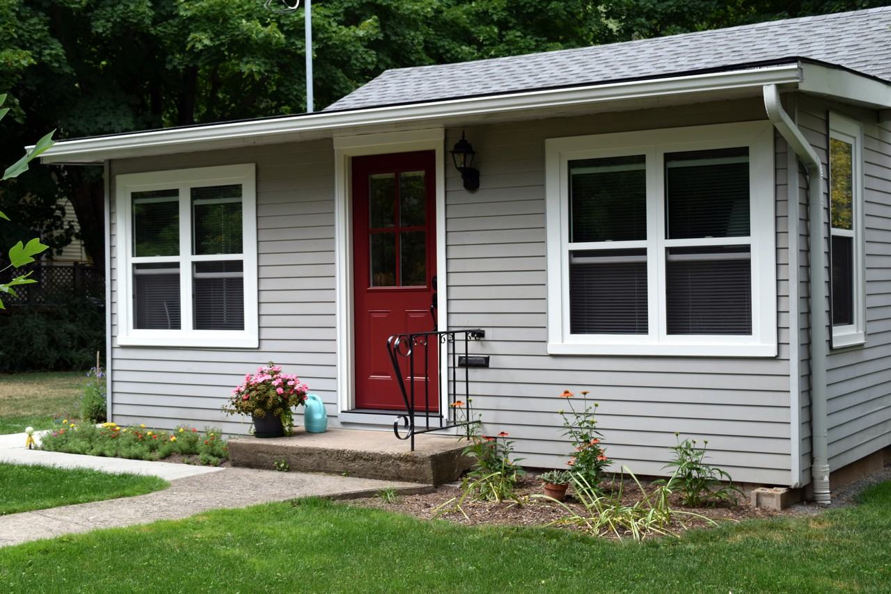 201 Melville - Photo 2 of 37