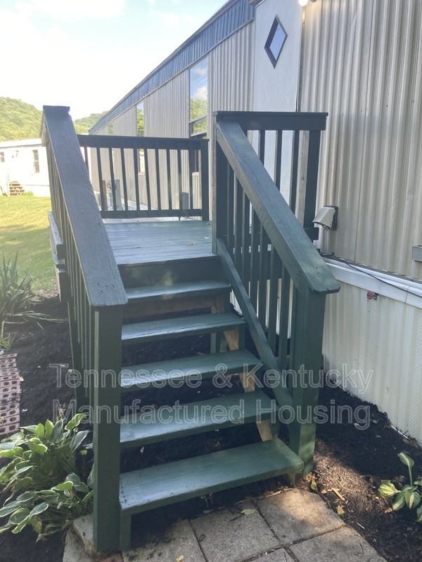 220 Eller Dr - Photo 6 of 13