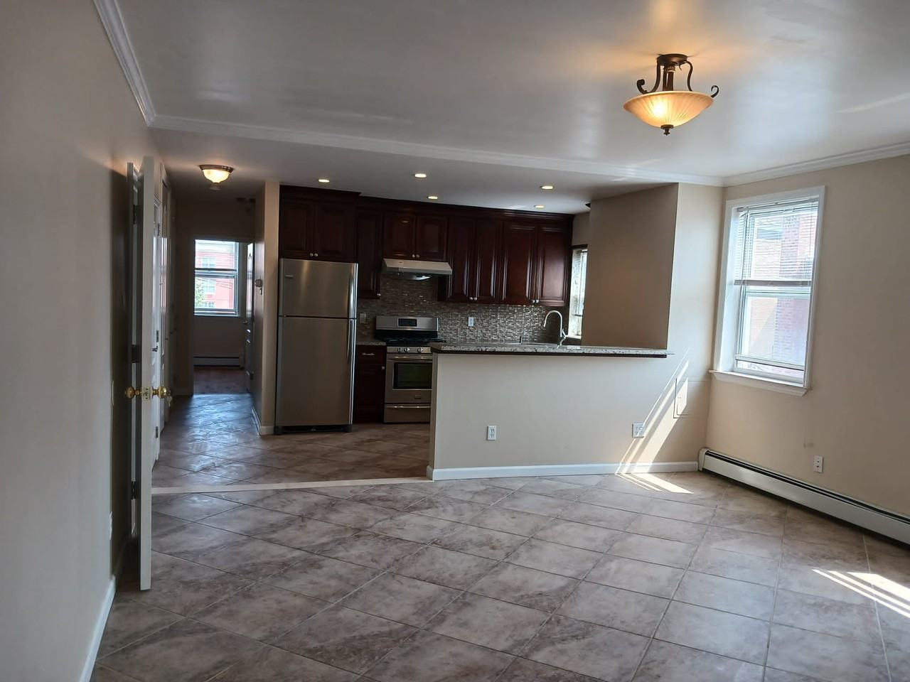 6717 12th Avenue 2f - Photo 2 of 16