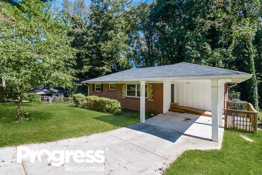 2718 Delowe Dr - Photo 2 of 25