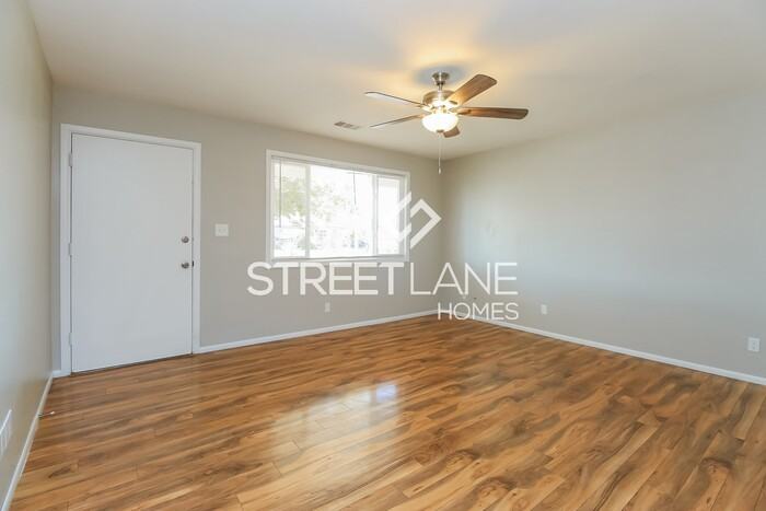 2334 E Sylvia St - Photo 2 of 15