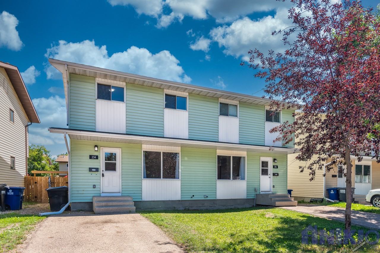 3 Bedroom NEWLY RENOVATED in quiet Silverwood Location Apartments 234