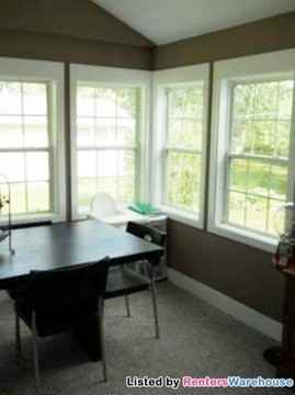 7925 W 26th St - Photo 3 of 5