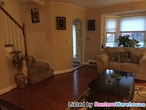 1513 Shadyside Rd - Photo 2 of 15