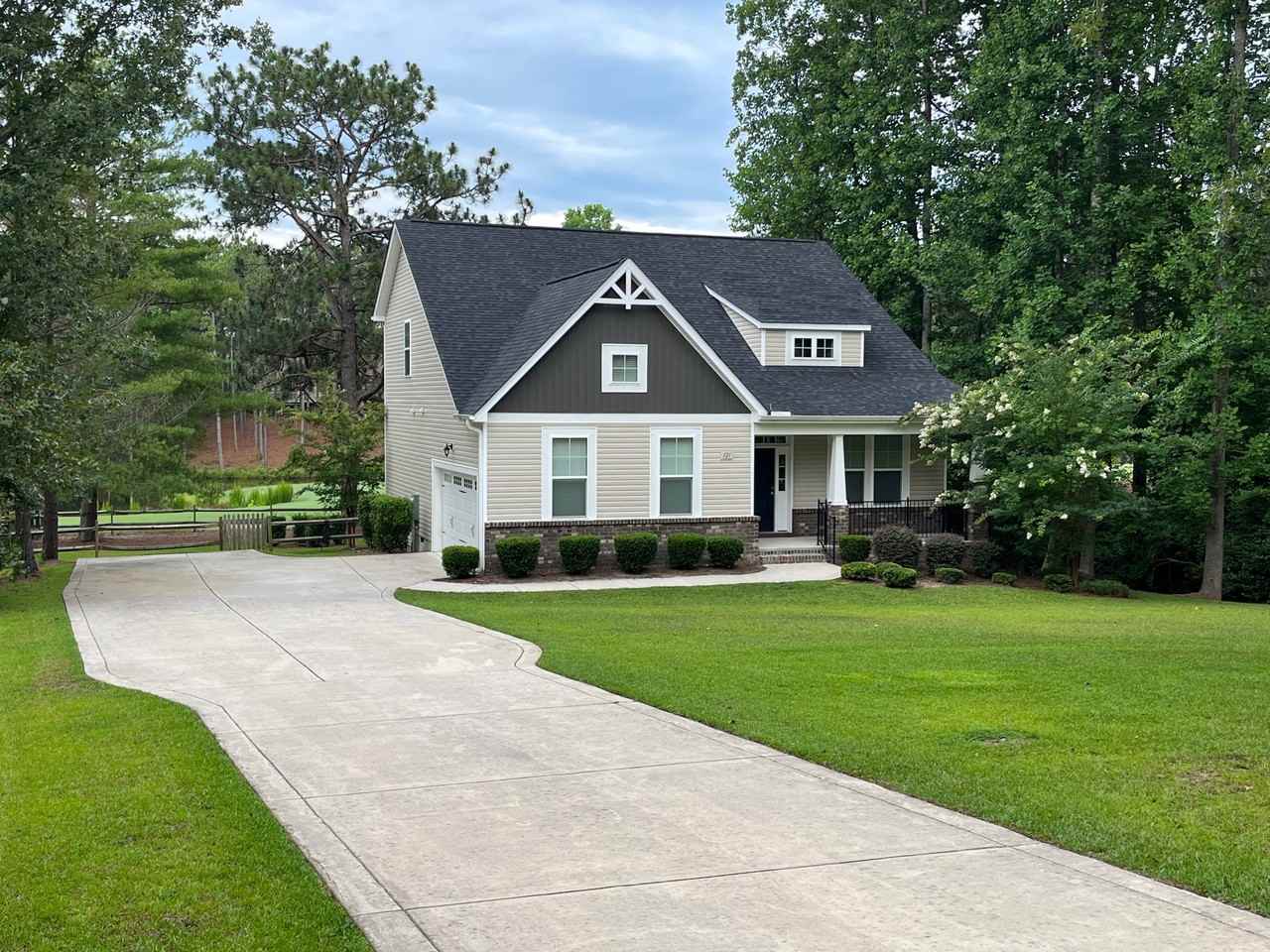 121 Harwich Ct - Photo 2 of 25