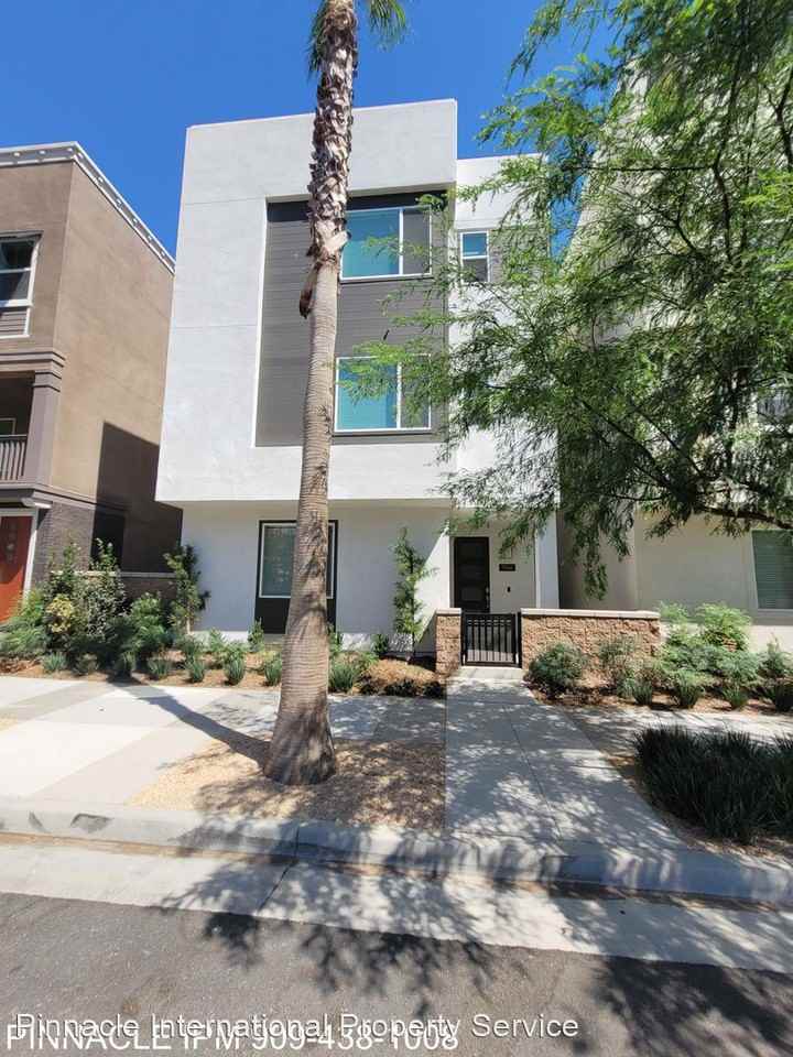 9560 Greenley Pl - Photo 2 of 21