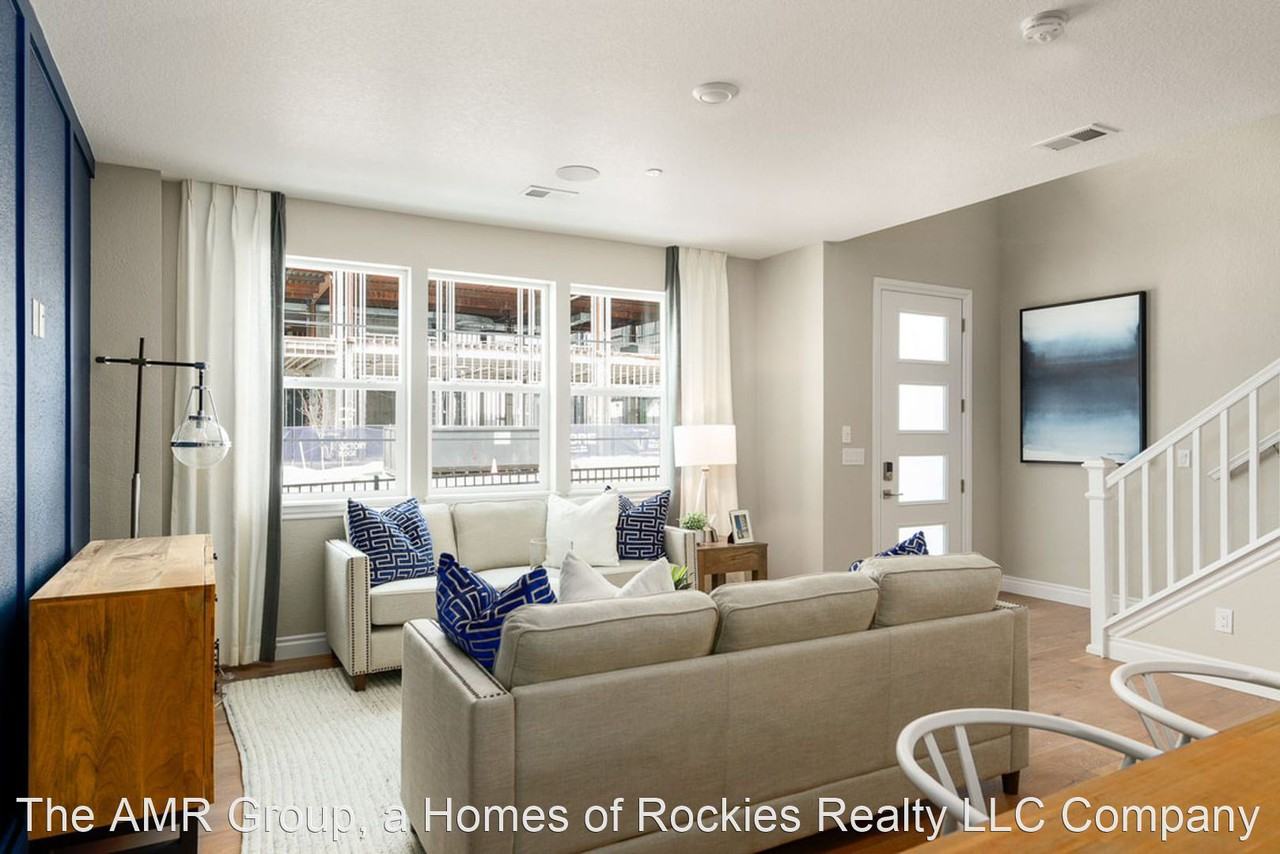 10728 Hidden Pool Hts - Photo 2 of 39