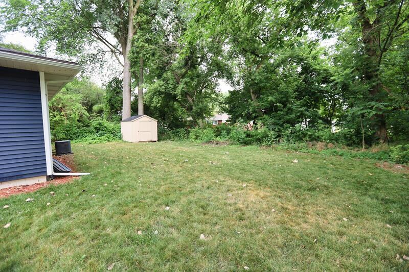 115 Wayne St Se - Photo 2 of 10