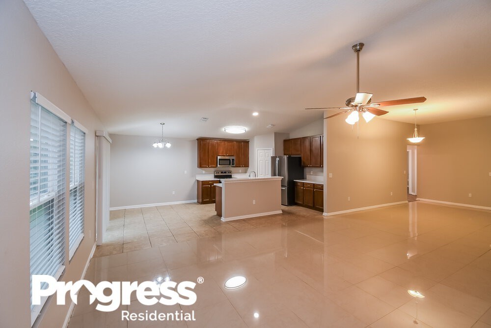 10243 Normandy Cove St - Photo 3 of 16