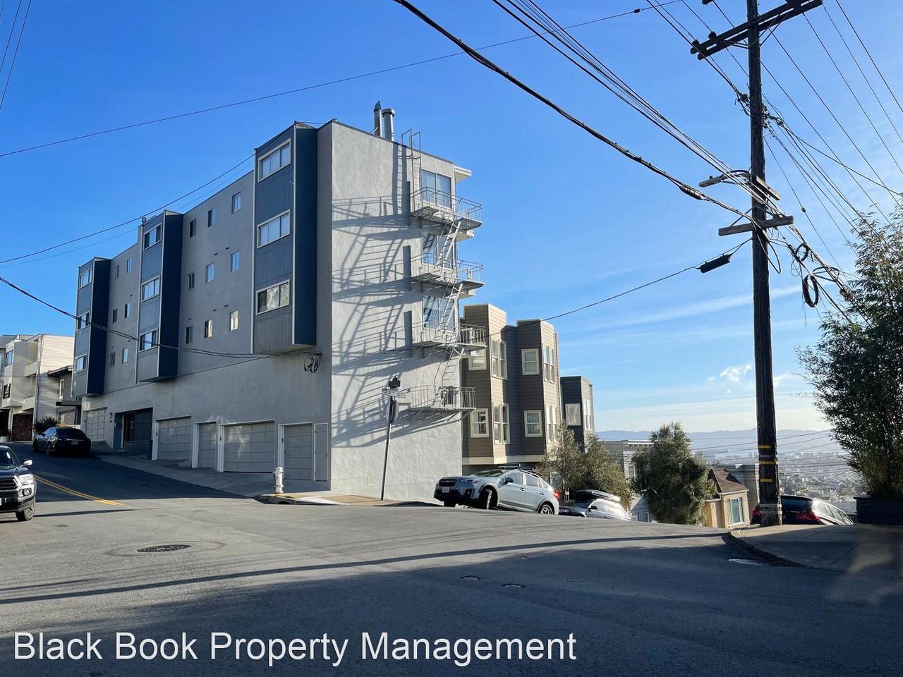 695 Grand View Ave #201