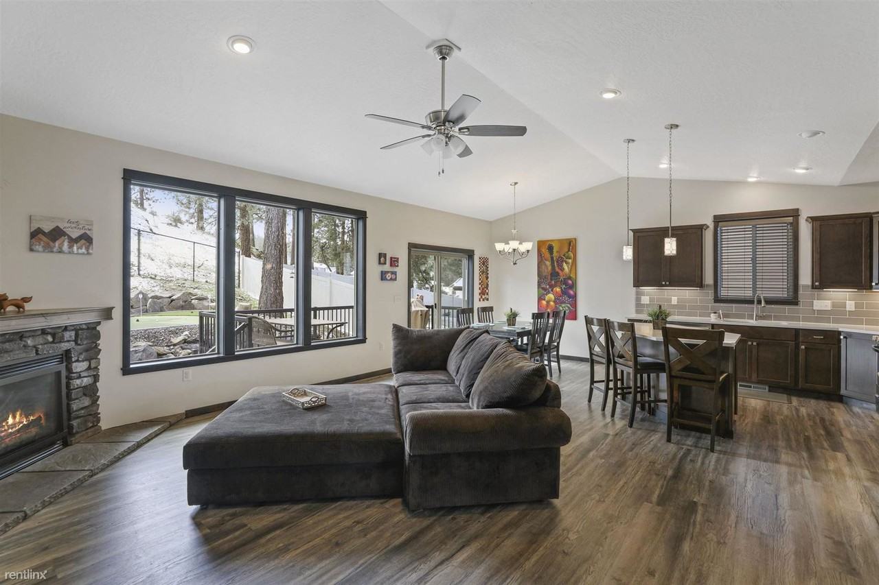 2719 S Seabiscuit Dr - Photo 3 of 30