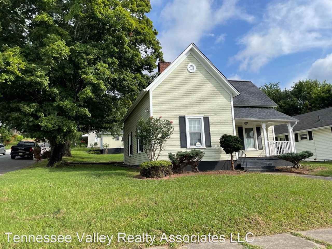 521 W 1st Ave - Photo 2 of 19