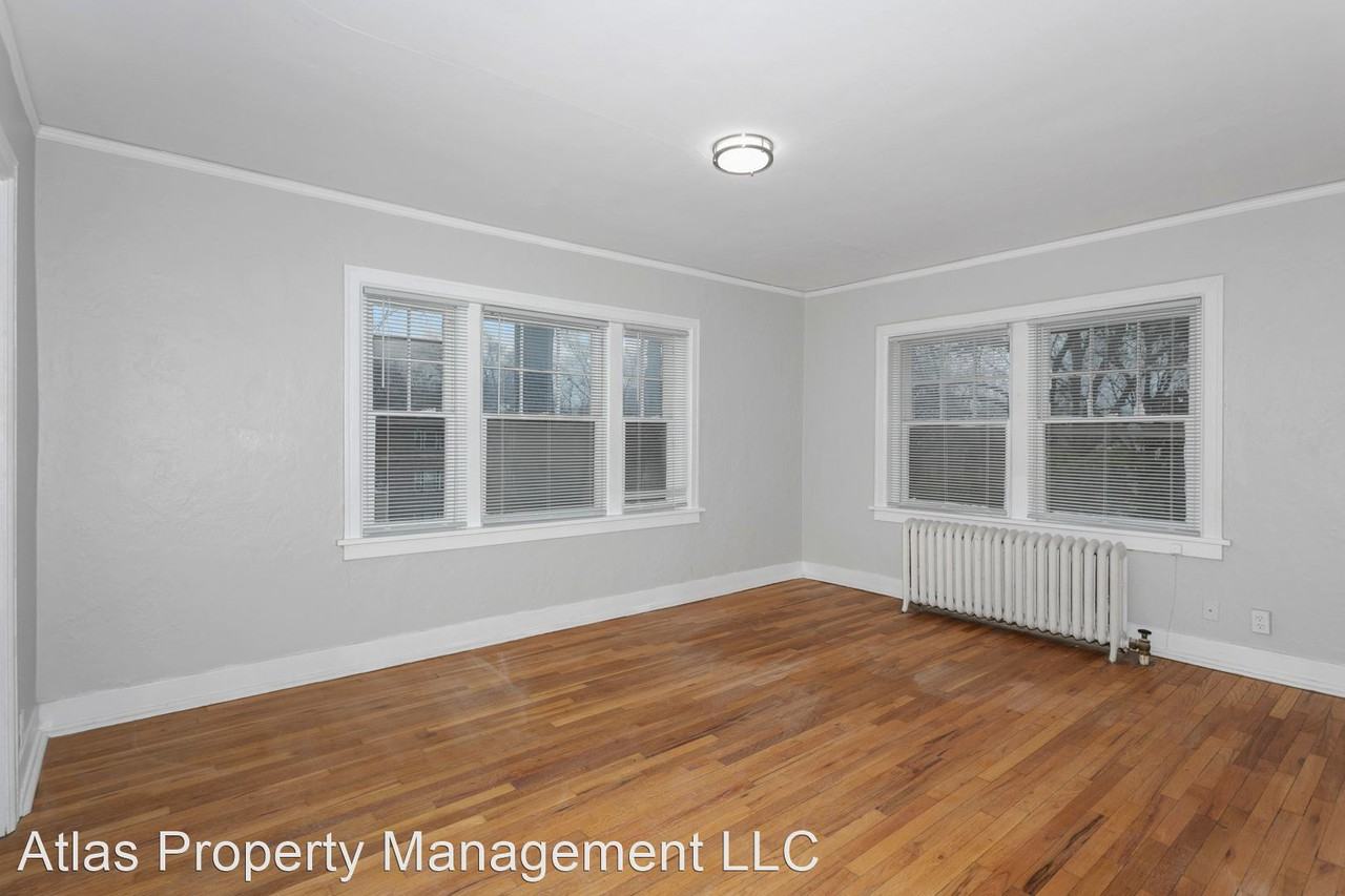 3708-3710 Summit  St. - Photo 3 of 15