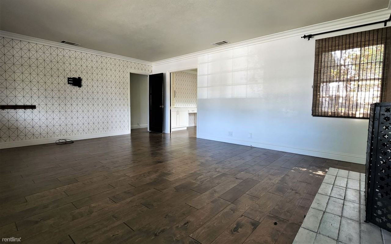 630 Beverly Dr. - Photo 3 of 18