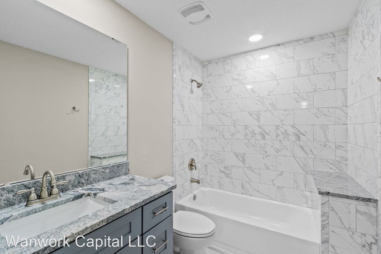 921/923/925/927 Clifford St - Photo 2 of 41