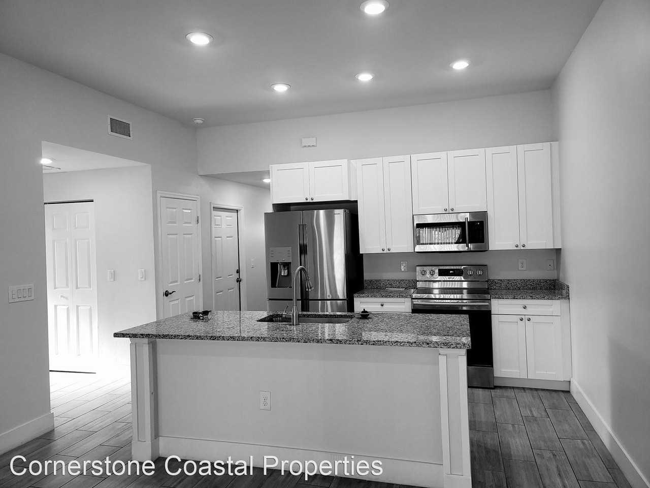 309 Sw 47th Ter - Photo 2 of 34