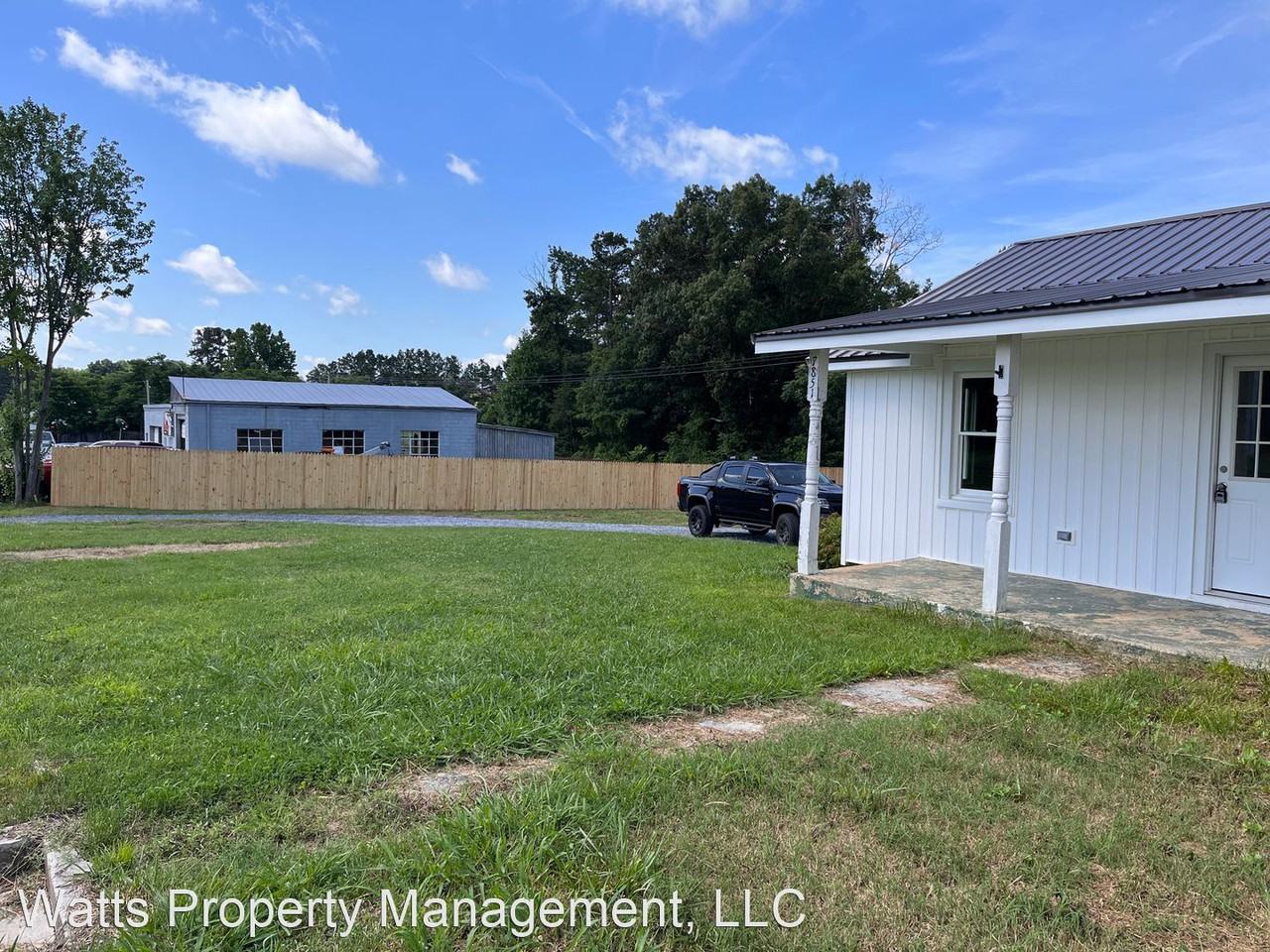 7851 Brookneal Hwy - Photo 2 of 11