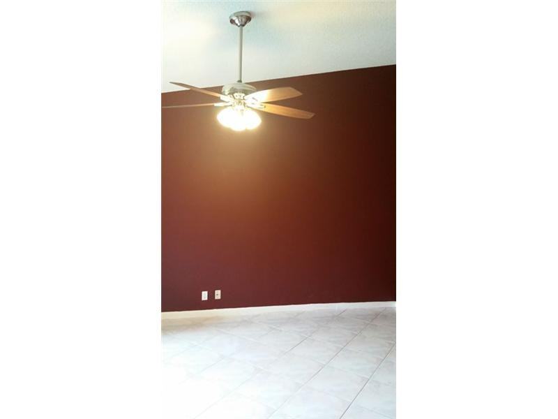 9903 NW 54th Pl - Photo 3 of 14