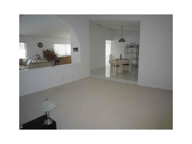 9320 NW 4th St - Photo 2 of 13