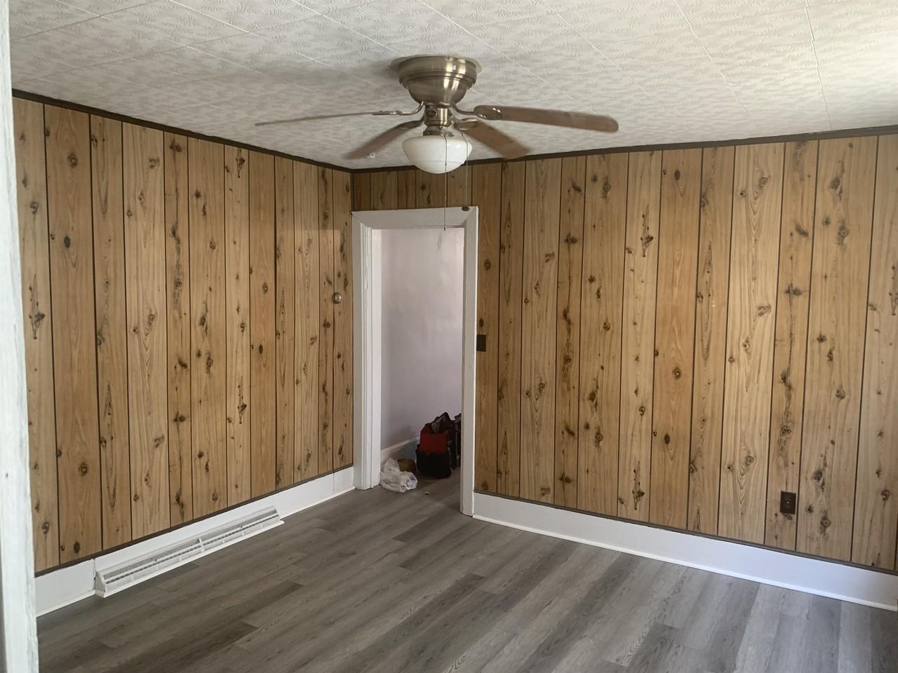 323A Boyd Ave #1 - Photo 4 of 12