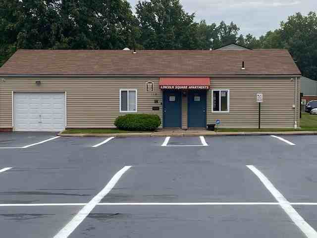 118 Gluck St #118 - Photo 3 of 12