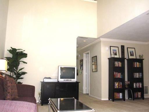 19 W Lincoln St - Photo 3 of 10