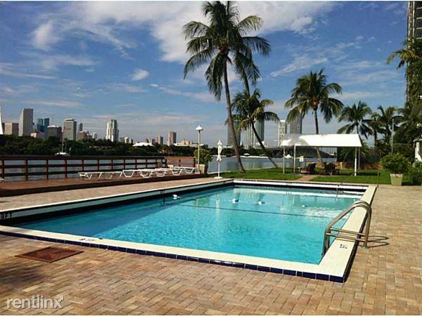 Sandpiper Villas Co-op Bi - Photo 3 of 12