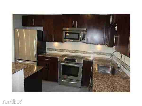 800 Brazos St - Photo 3 of 3