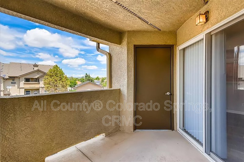 7045 Ash Creek Hts #201 - Photo 6 of 23