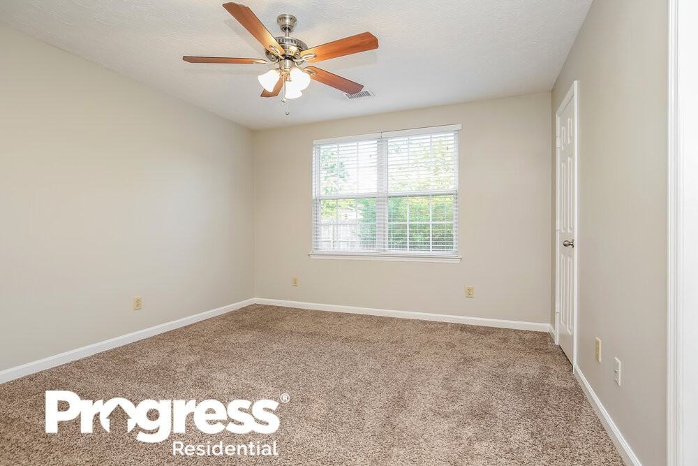 100 Bradford Cir - Photo 7 of 16