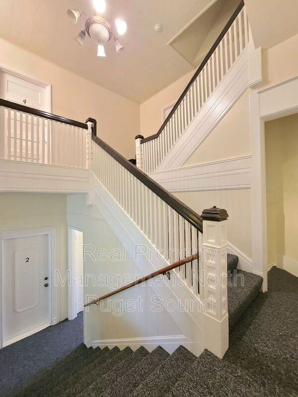 2301 Rucker Ave #4 - Photo 6 of 18