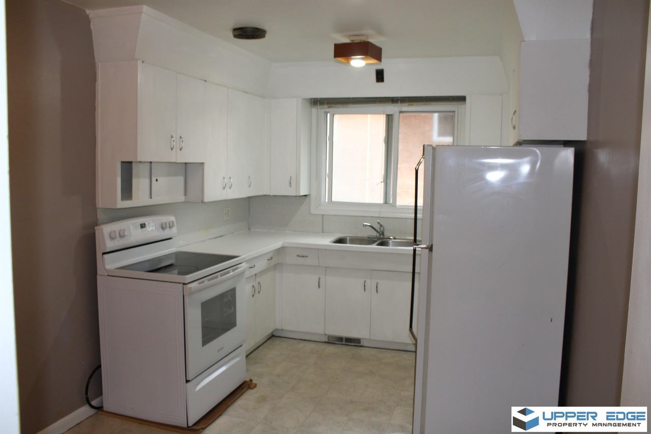 265 Talbot Ave - Photo 2 of 11