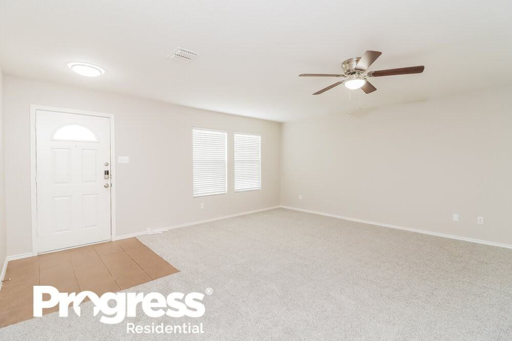 9113 Cheswick Dr - Photo 3 of 21