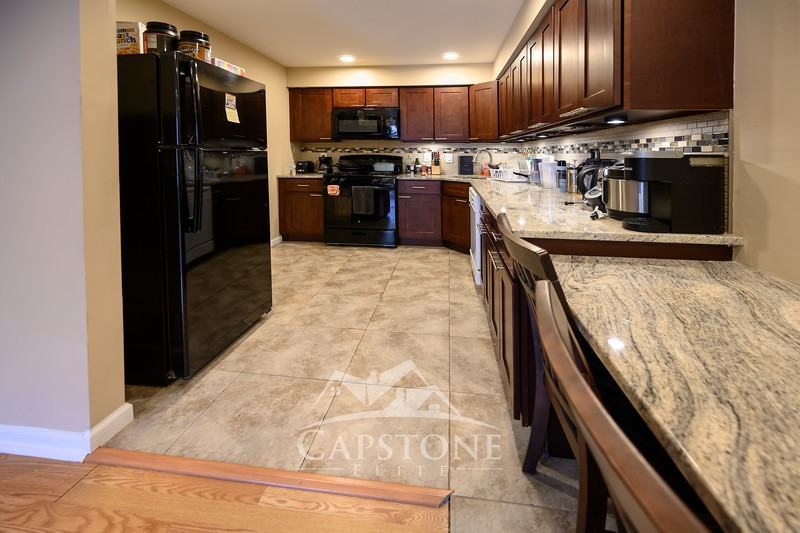 12 Colgate Dr - Photo 4 of 11