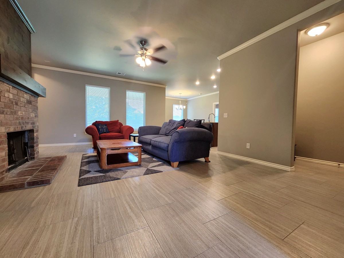 2308 Paraiso Way #1 - Photo 3 of 21