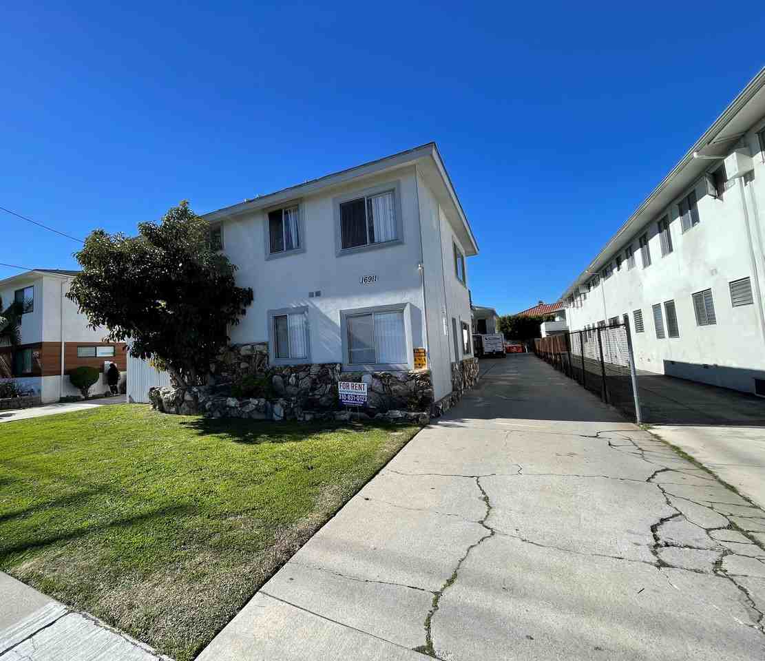 16911 Yukon Ave, Torrance, CA 90504, USA 2 unit Rentals Zumper