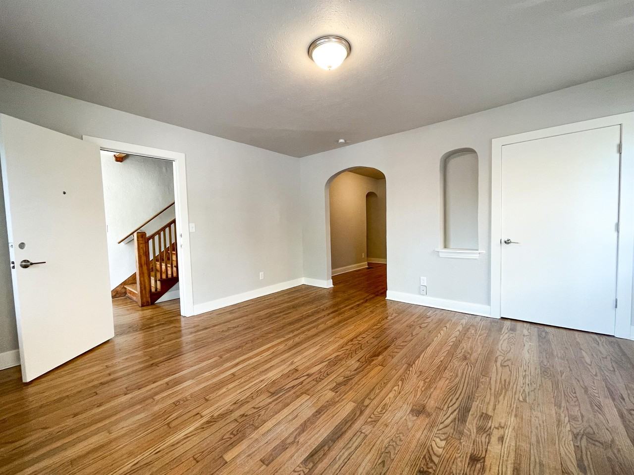 835 East Drive - 8 #8 - Photo 6 of 18