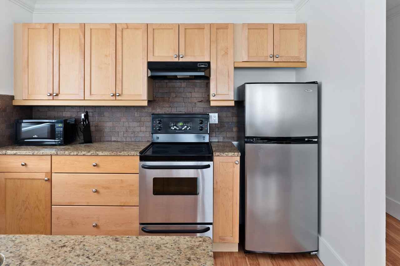 8 Edmonton Place #8 - Photo 7 of 19