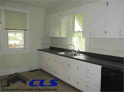1557 S 17th St #1 - Photo 5 of 9