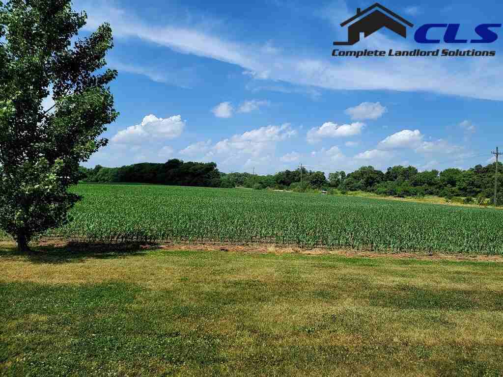 1812 E Morgan Dr - Photo 6 of 13