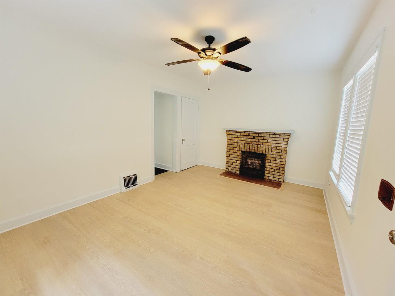 1812 W Mckee St #1 - Photo 3 of 21