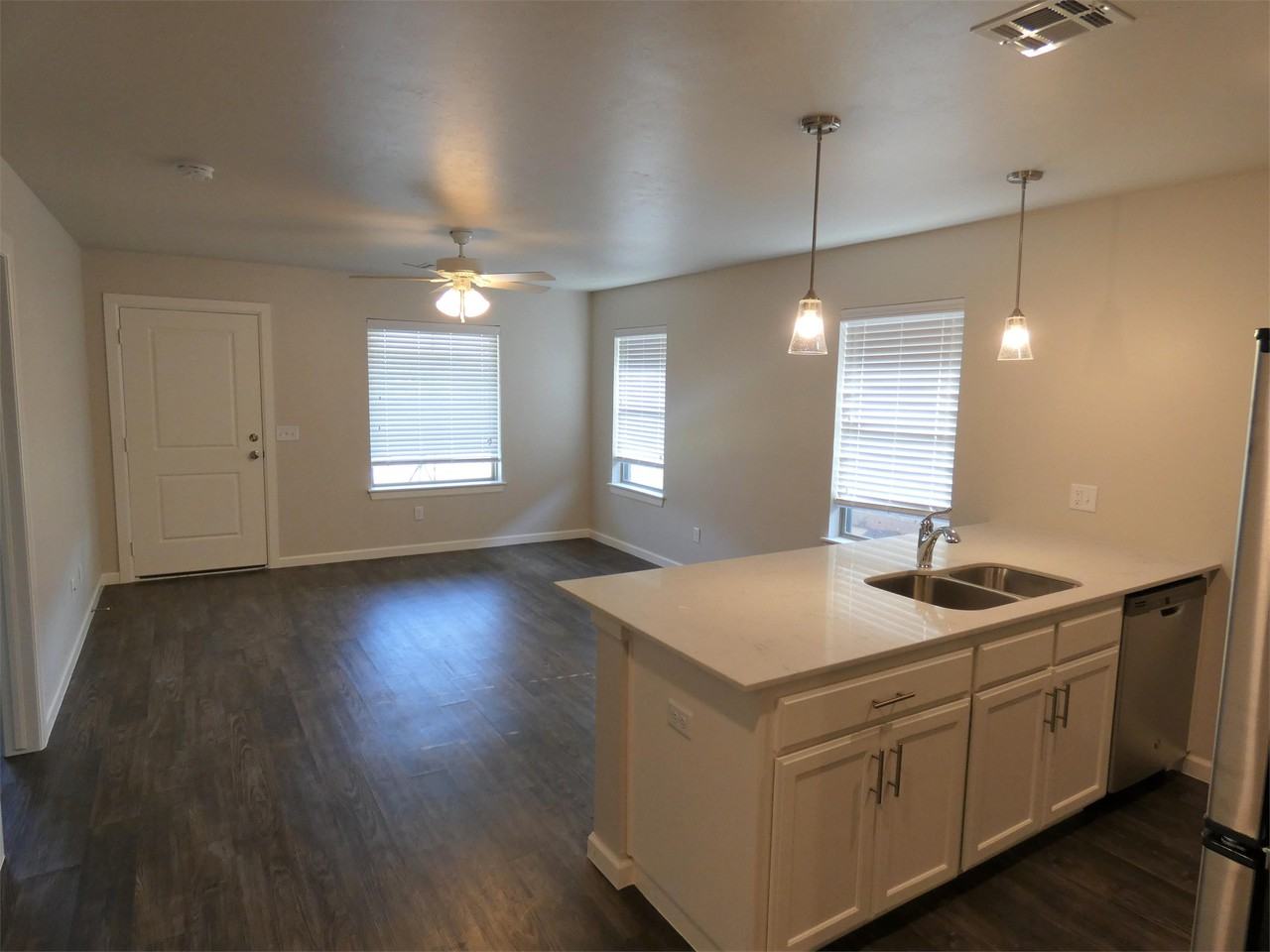 11520 Keystone Cir #1 - Photo 5 of 18